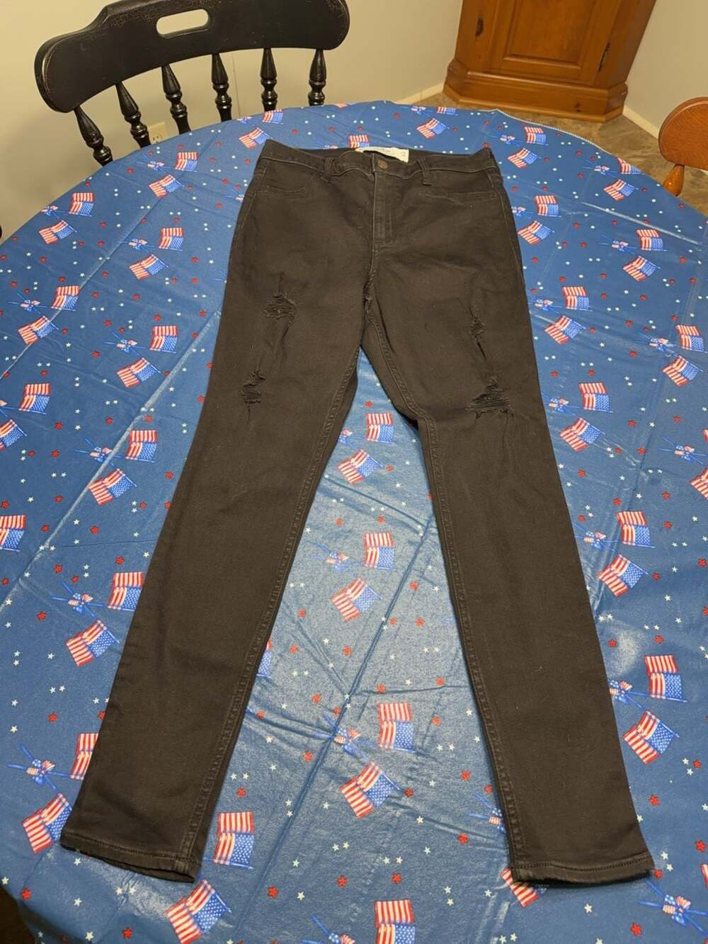 NEW Missguided Jeans Womens 10R 34x29 Riot High Rise Mom Acid Wash Busted Knee